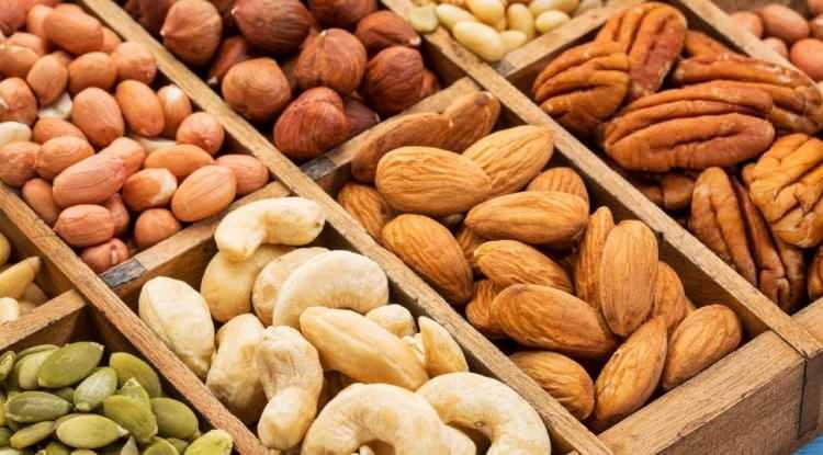 <p><strong>Zihninizi adeta bir roket gibi çalıştıracak ve konsantrasyonunuzu güçlendirecek bu lezzetli yol ise elbette kuruyemişlerde gizli!</strong></p>
