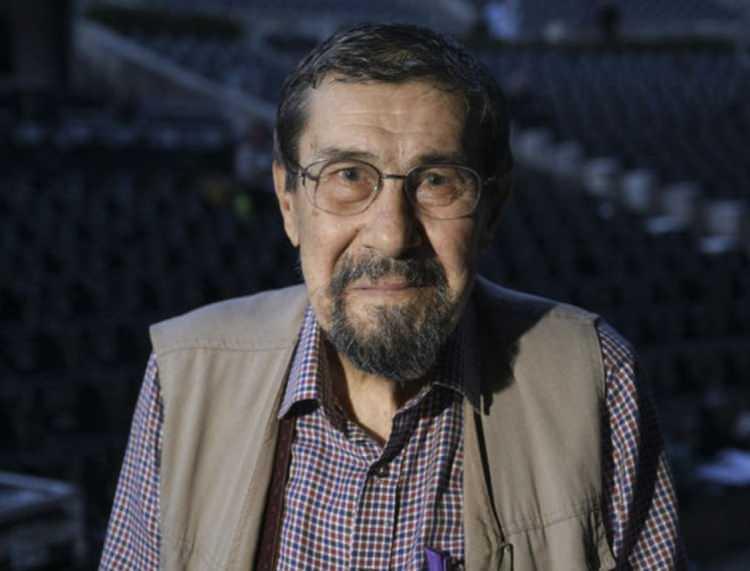 <p><span style="color:#FF0000"><strong>ELEŞTİRİLERE SON NOKTAYI KOYDU: KENDİ RIZAMLA GELDİM</strong></span></p>

<p><strong>"Bu durum sosyal medyada &ccedil;ok konuşuldu. Evlatlarınızı eleştirenler oldu. Durumu sizden dinleyelim?" sorusunu yanıtsız bırakmayan G&ouml;ktay, hakkında &ccedil;ıkan iddiaları bir kez daha yalanladı ve ş&ouml;yle konuştu:</strong></p>

<p><strong>"5 Mayıs&rsquo;tan beri buradayım. Konu &ccedil;ok &ccedil;arpıtıldı ve beni de aşırı yaraladı. Buraya kesinlikle kendi rızam ile geldim. Evlatlarım asla istemedi. Bilakis onlar kendileriyle kalmamı istedi. Yeni bir tecr&uuml;be edinmek, burayı da deneyimlemek, farklı insanlarla tanışmak istedim."</strong></p>
