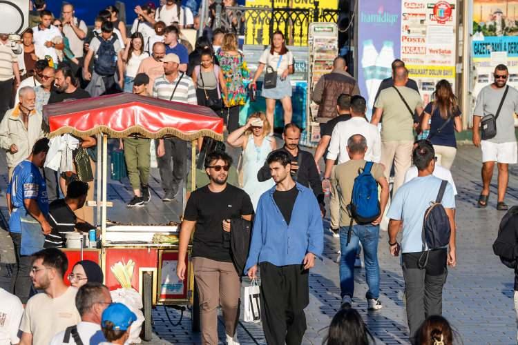 <p>Son olarak yapılan bir çalışma, nüfus, ekonomi ve diğer birçok özelliğine sayesinde il olma potansiyeli bulunan ilçeleri ortaya çıkardı…</p>
