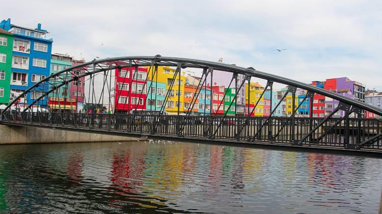 <p><strong>Silifke -&nbsp;</strong>Mersin</p>

<p><strong>Silivri -&nbsp;</strong>İstanbul</p>

<p><strong>Silopi -&nbsp;</strong>Şırnak</p>
