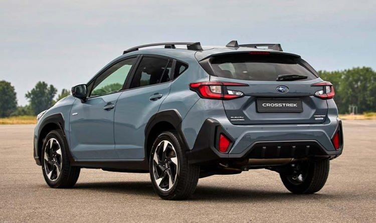 <p>Subaru Yeni Crosstrek e-BOXER</p>

