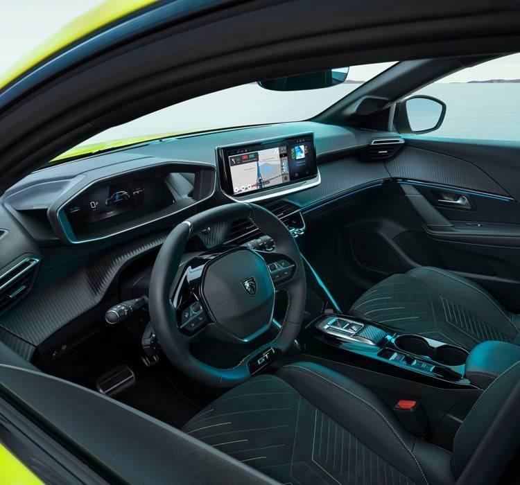 <p>Peugeot E-208 GT 100kW <strong>1 milyon 922 bin lira</strong></p>

<p>&nbsp;</p>
