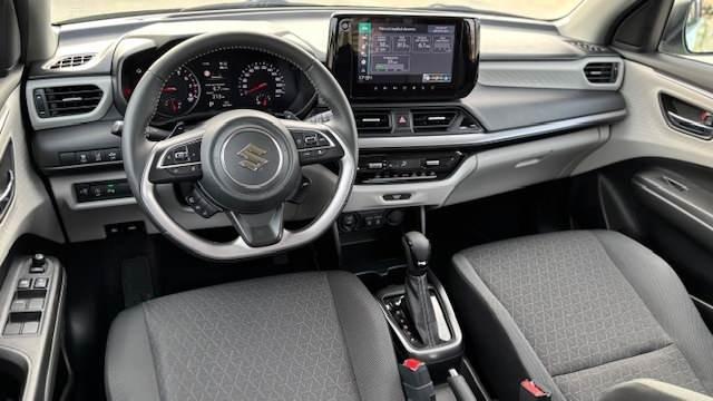 <p>Suzuki Swift 1.2 MHEV CVT Life (Tek Renk) 1 milyon 685 bin lira</p>

<p>&nbsp;</p>
