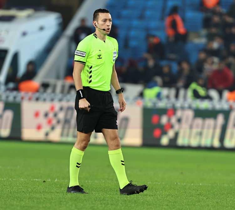 <p>Zorbay Küçük: Şüpheli para hareketi</p>
