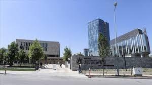 <p><strong>TBMM yasama uzmanları ve stenografları</strong></p>

<p><strong>Hazine Müsteşarlığı sigorta denetleme uzmanları ve aktüerleri</strong></p>

<p><strong>Dışişleri meslek memurları</strong></p>

<p><strong>Konsolosluk ve ihtisas memurları</strong></p>

<p><strong>Merkez teşkilatında görev yapan uzmanlar ve uzman yardımcıları</strong></p>
