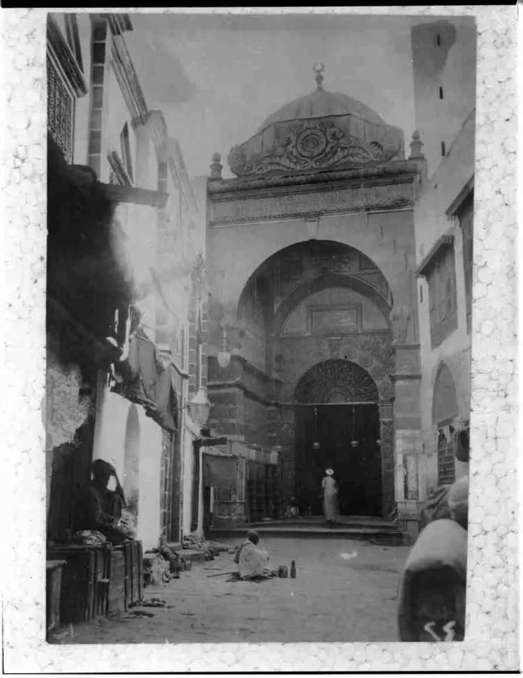 <p>Mescid-i Nebevi'nin Bab&uuml;'s Selam kapısı</p>

<p>&nbsp;</p>
