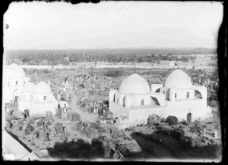 <p>Medine Cennetu`l-Baki Mezarlığı</p>

<p>&nbsp;</p>
