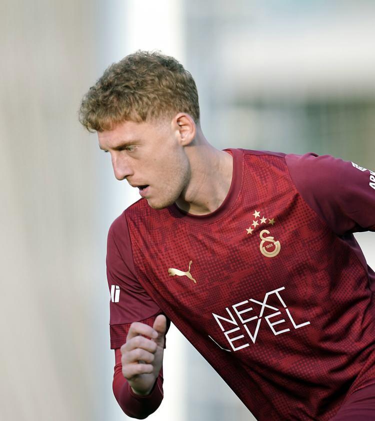 <p>16-Metehan Baltacı (Galatasaray)</p>
