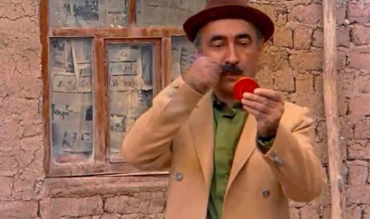 <p><strong>Polis merkezine çağrılan ve büyük bir şaşkınlık yaşayan Çapar'ın ifadesi alındı. Paylaşımları 3 ay önce eğlence amaçlı yaptığını söyleyen bunun bir suç olduğunu bilmediğini sözlerine ekledi.</strong></p>
