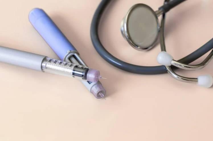 <p><span style="color:#B22222"><strong>HESPERİDİN ETKİSİ: NARENCİYENİN GÜÇLÜ BİLEŞİĞİ</strong></span></p>

<p>Portakalda yer alan hesperidin isimli flavonoidin, antioksidan ve anti-inflamatuar etkileri uzun süredir bilinmektedir.</p>
