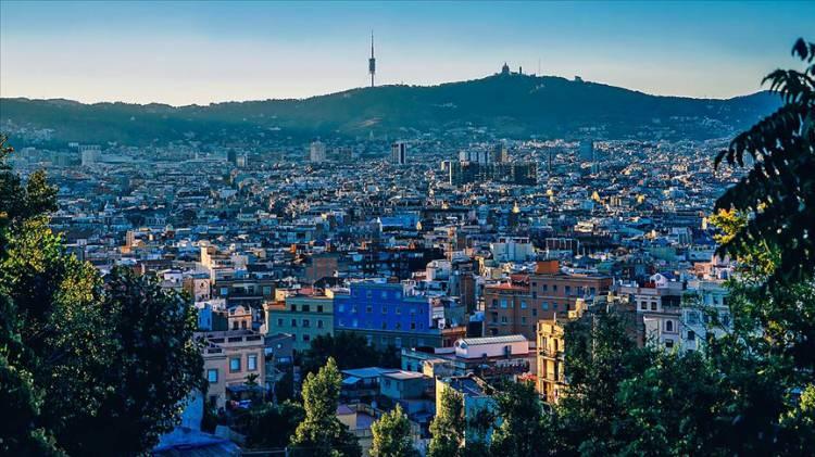 <p>8- Barcelona</p>

<p>&nbsp;</p>
