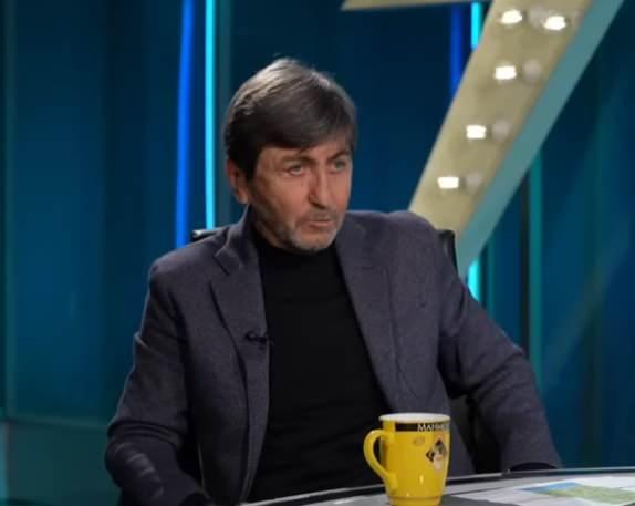 <p><strong>"BU ORTA SAHA ŞAMPİYON YAPMAZ TAKIMI"</strong></p>
