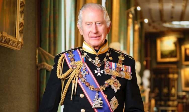 <p><strong>Tam 64 yıl boyunca kral olmak için bekleyen ve 70'li yaşlarında tahta kavuşmanın mutluluğunu yaşayan İngiltere Kralı III. Charles, bir süredir kanserle mücadele ediyor. 2024 yılının şubat ayında kanser teşhisi konulan ve tedavi süreci devam eden Charles'ın sağlık durumu Buckingham Sarayı için büyük bir endişeyi beraberinde getiriyor.</strong></p>
