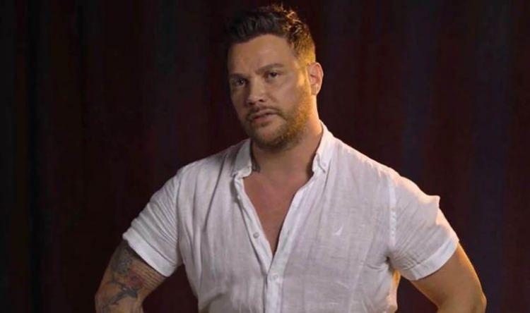 <p>Akçıl,  Burcu Kıratlı ile yaşadığı boşanma sürecine ilişkin dikkat çeken bir detayı ilk kez anlattı. </p>
