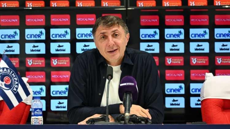 <p>Kasımpaşa bu sezon çıktığı 14 maçta 3 galibiyet ve 4 beraberlik alabildi. Lacivert-beyazlı ekip 13 puanla ligde 14. sırada yer alıyor.</p>
