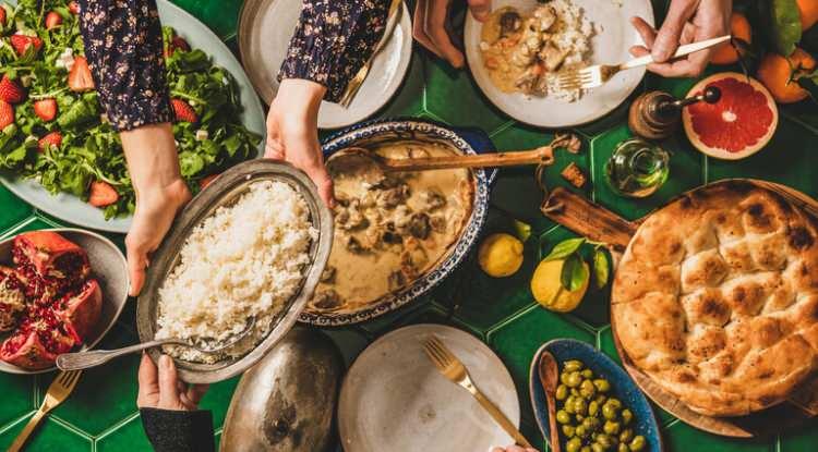 <p>Platform, bu yıl da <strong>"En Kötü Dereceli 70 Türk Yemeği" </strong>başlıklı yeni bir liste yayımlayarak kullanıcıların <strong>en az beğendiği Türk lezzetleri</strong> sıraladı. </p>
