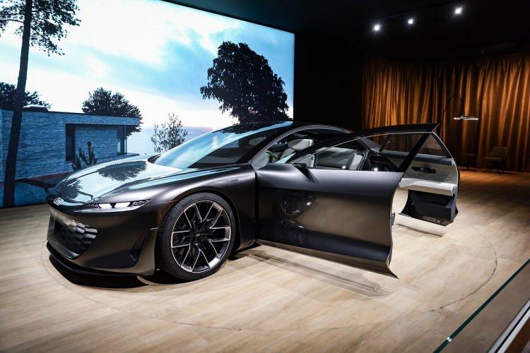 <p><span style="color:#B22222"><strong>KARAMAN </strong></span></p>

<p> </p>

<p><strong>​AUDİ</strong></p>
