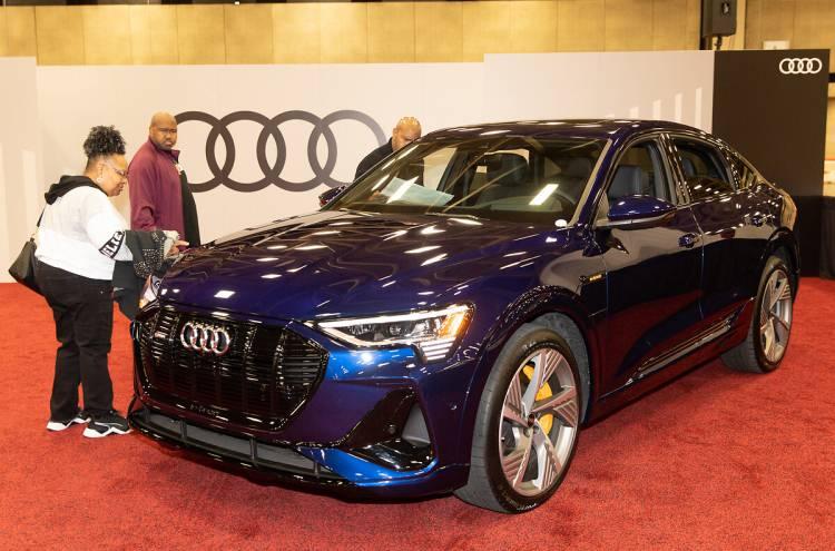 <p><span style="color:#B22222"><strong>DİYARBAKIR</strong></span></p>

<p> </p>

<p><strong>​AUDİ</strong></p>
