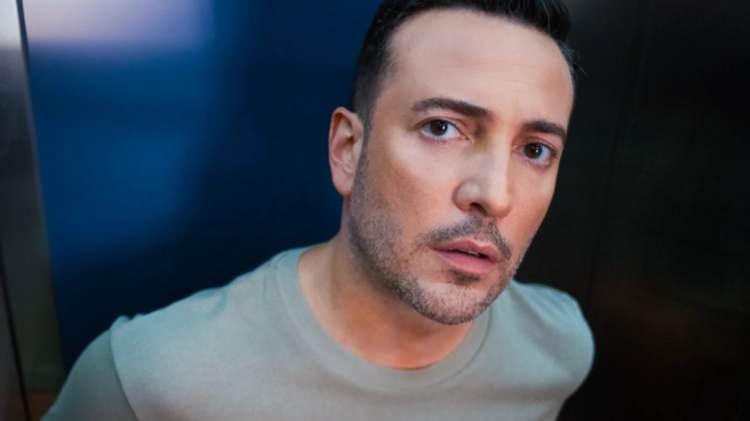 <p>KKTC ve Antalya dışında öne çıkan termal turizm merkezi Afyonkarahisar'da Oğuzhan Koç ve Hande Ünsal, kayak merkezi Sarıkamış'ta Fedon ve Sapanca'da Bülent Serttaş ile Ferhat Göçer sahneye çıkacak.</p>

<p> </p>

<p> </p>
