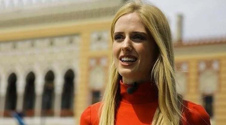 <p>Geçtiğimiz yıllarda Türk vatandaşı olan ünlü oyuncu Wilma Elles'in serveti dudak uçuklattı. İstanbul'da kazandığını gayrimenkule yatıran ünlü isim paraya para demiyor. İşte Elles'in İstanbul'da yaptığı yatırımlar...</p>
