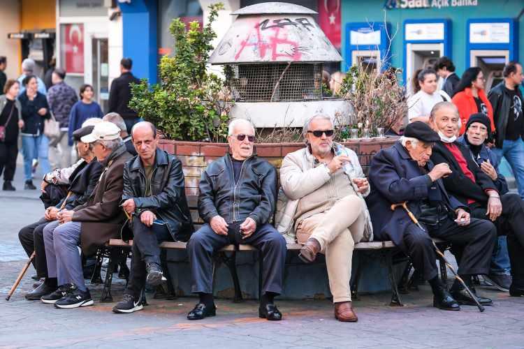 <p>Sosyal Güvenlik Başuzmanı İsa Karakaş konuya ilişkin İhlas Haber Ajansı'na değerlendirmelerde bulundu.</p>
