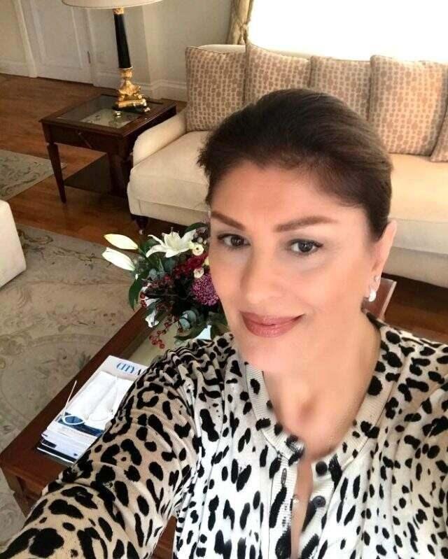 <p><span style="color:#FF0000"><strong>"BUGÜN BENİM İÇİN ÇOK ÖZEL BİR GÜN"</strong></span></p>

<p><strong>Siyahlara bürünen ve asaletiyle dikkat çeken Bubikoğlu, paylaşımına "Bugün benim için özel bir gün yıllar çok çabuk geçiyor. Şu noktadan sonra sağlıklı, huzurlu ve her anlamda iyi kalmak önemli. Çokça sevgiler herkese" şeklinde not düştü.</strong></p>
