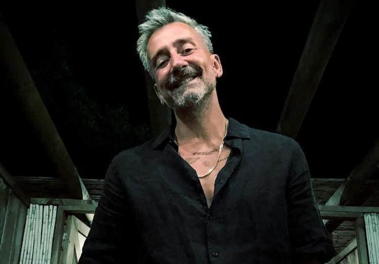 <p><strong>Bugüne dek pek çok başarılı projeyle adından söz ettiren ünlü oyuncu Yunus Günçe, bir süredir sahne şovlarıyla gündeme geliyordu.</strong></p>
