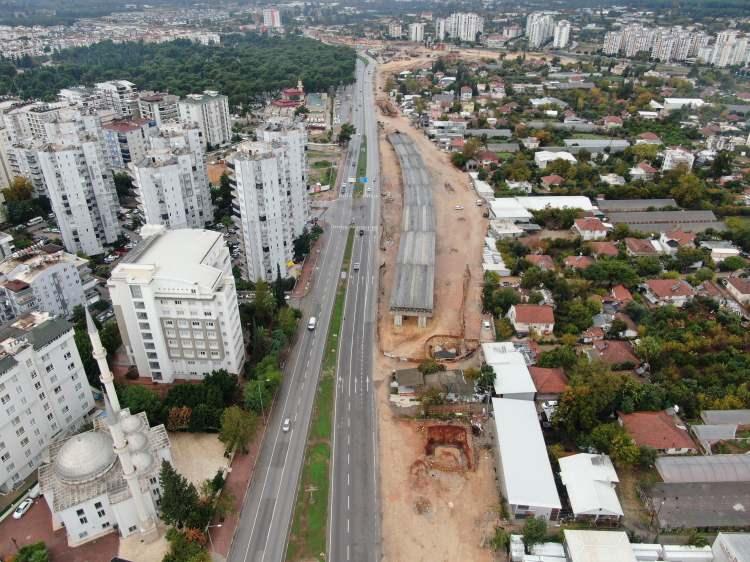 <p>Bakanlık ile işletme sahibi davalık olurken, çevredeki diğer esnaf ve vatandaşlar ise sorunun en kısa sürede çözülmesini istediklerini belirttiler.</p>

