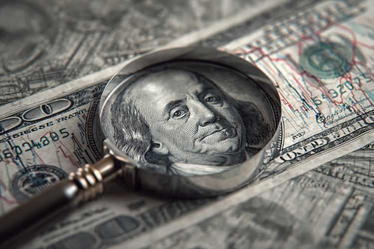 <p><span style="color:rgb(178, 34, 34)"><strong>BABASINDAN KALAN MİRAS</strong></span></p>

<p> </p>

<p>Babası Hafız Esad'dan kalan servet (net bir rakam bulunmuyor)</p>
