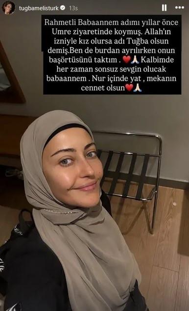 <p><span style="color:#B22222"><strong>"BABAANNEM ADIMI YILLAR ÖNCE UMRE ZİYARETİNDE KOYMUŞ"</strong></span></p>

<p><strong>Babaanesini sevgiyle anımsayan ünlü isim, şöyle konuştu:</strong></p>

<p><strong>"Rahmetli babaannem adımı yıllar önce umre ziyaretinde koymuş. Allah'ın izniyle kız olursa adı Tuğba olsun demiş. Ben de buradan ayrılırken onun başörtüsünü taktım. Kalbimde her zaman sonsuz sevgin olacak babaannem. Nur içinde yat, mekânın cennet olsun."</strong></p>

