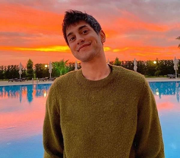 <p><strong>İnanıyorum iyileşiyorsun. Tez zamanda kalıcı şifalarla aramıza d&ouml;neceğine inanıyorum"</strong></p>
