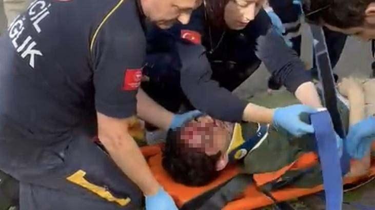 <p><span style="color:#FF0000"><strong>4 AYDIR YAŞAM M&Uuml;CADELESİ VERİYOR</strong></span></p>

<p><strong>Sağlık ekiplerinin desteği ile altında kaldığı ağa&ccedil;tan kurtarılan oyuncuya ilk m&uuml;dahale olay yerinde yapıldı. Ardından Pendik'te bulunan Marmara &Uuml;niversitesi Eğitim ve Araştırma Hastanesi'ne kaldırılan gen&ccedil; oyuncu, yaklaşık 15 saat s&uuml;ren bir operasyon ge&ccedil;irdi.&nbsp;</strong></p>
