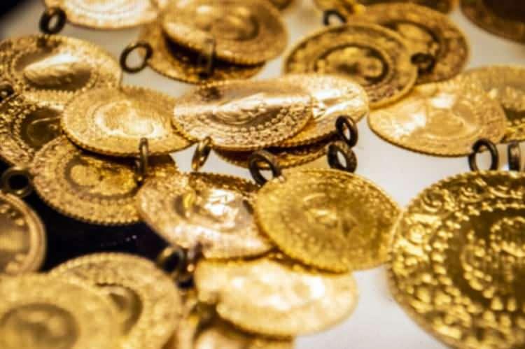 <p><span style="color:#B22222"><strong>YURT İÇİNDE ALTIN FİYATLARI</strong></span></p>

<p> </p>

<p>Gram altın: 5 bin 770 lira</p>

<p>Çeyrek altın: 9 bin 784 lira</p>

<p>Cumhuriyet altını: 39 bin 864 lira</p>

<p>Tam altın: 39 bin 140 lira</p>

<p>Yarım altın: 19 bin 570 lira</p>
