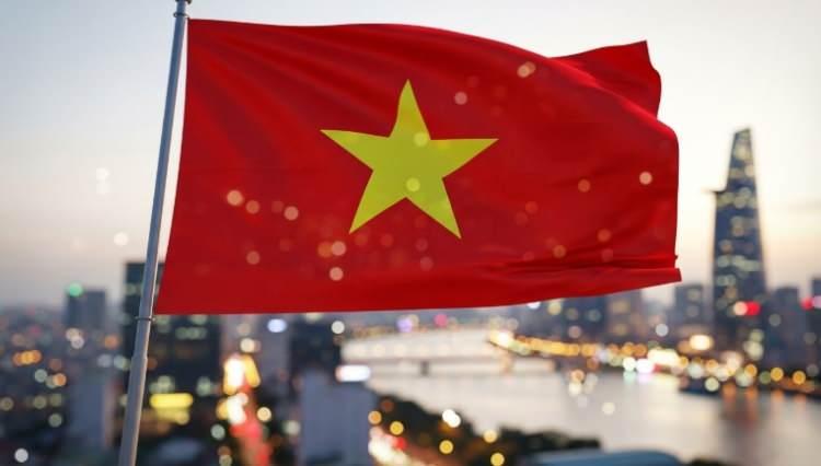 <p><span style="color:#B22222"><strong>22)&nbsp; VİETNAM</strong></span></p>
