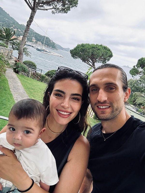 <p><strong>1-&nbsp;Melisa Aslı Pamuk ve Yusuf Yazıcı</strong></p>

<p>&nbsp;</p>

<p>Pamuk ve Yazıcı &ccedil;ifti, <strong>30 Ocak 2025</strong> tarihinde bebekleri <strong>Mylan'</strong>ı kucaklarına aldı.</p>
