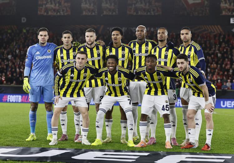 <p>Fenerbah&ccedil;e'de Tedesco'nun g&ouml;nderilmesini istediği 7 oyuncu şu şekilde:</p>

