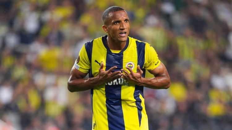 <p>* Rodrigo Becao</p>
