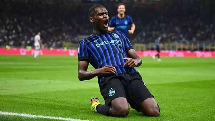 <p>2- İtalya - 91.946</p>
