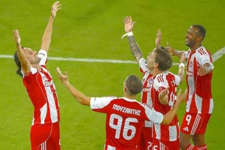 <p>11- Yunanistan - 42.512</p>
