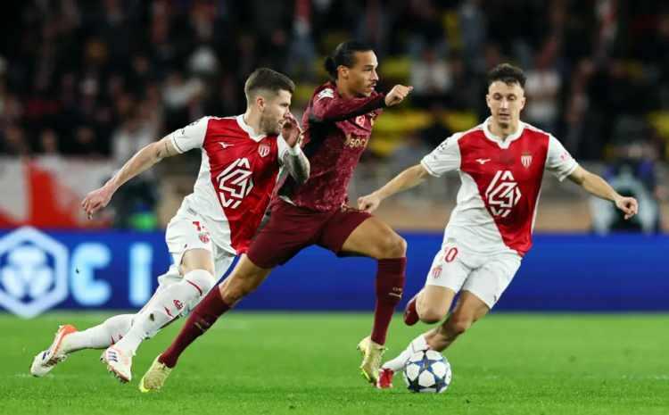 <p>Le Figaro: Minamino ve Akliouche parladı, Türkler oyuna hakim oldu ancak son vuruşlarda etkisiz kaldı<br />
<br />
​"Monaco'nun zaferi şüphesiz ki son ana kadar süren etkileyici bir takım çalışmasının sonucuydu, ancak iki saha oyuncusu öne çıktı: Akliouche ve Minamino. </p>
