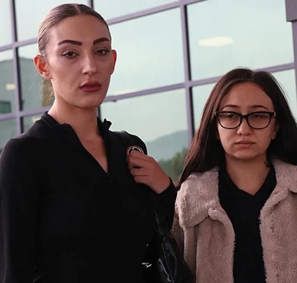 <p><strong>Yalova Cumhuriyet Başsavcılığınca yürütülen soruşturma kapsamında, fiziki ve teknik takibe alınan Tuğyan Ülkem Gülter, arkadaşı Sultan Nur Ulu ile beraberindeki 2 kişi valizlerini hazırlayıp yurt dışına kaçmak için hazırlanırken İstanbul'da gözaltına alındı. Soruşturma çerçevesinde ayrıca Sultan Nur Ulu'nun babası ise Kocaeli'nin Gebze ilçesinde gözaltına alındı.</strong></p>
