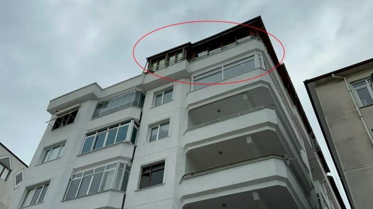 <p><strong>Söz konusu olay, 26 Eylül 2025 tarihinde Yalova'nın Çınarcık ilçesi Harmanlar Mahallesi Vali Akı Caddesi üzerindeki apartmanın 5'inci katındaki kapalı terasta gerçekleşti.</strong></p>
