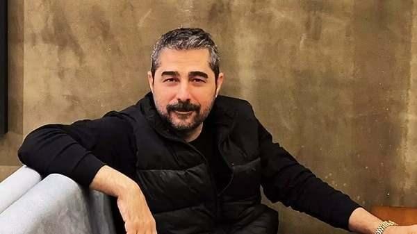 <p>Tatlıses paylaşımında şu ifadeleri kullanmıştı:</p>

<p> </p>

<p><strong>"Şimdinin devrinde dostluk gölge gibi. Sözünde duran da gece kadar az. O yüzden kimseye fazla yaslanmayacaksın. İnsan önce kendine güvenecek. Kendi duruşunu koruyacak. Çünkü bu devirde ışığı bile kendi içinde yakmayanın yolu karanlıkta kalır. Bu devrin en büyük yanılgısı da budur. İnsanlar söz verir, duruşu yetmez."</strong></p>
