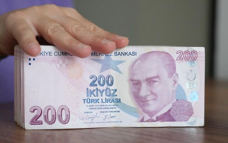 <p>Bakanlık kararına göre, koruma altındaki yaban hayvanlarının avlanması veya zarar verilmesi halinde yüksek para cezaları ve idari yaptırımlar uygulanacak. </p>
