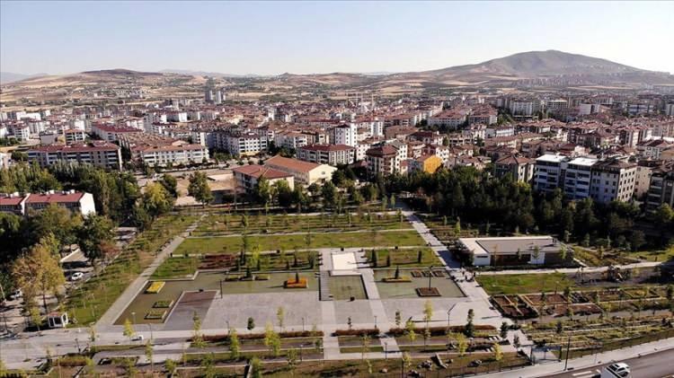 <p><span style="color:#B22222"><strong>11- Elazığ:</strong></span></p>

<p> </p>

<p>22 bin 204 TL/m2 (%41,10)</p>
