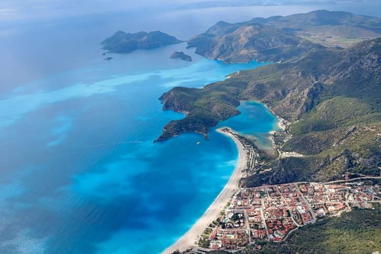 <p>&Ouml;l&uuml;deniz &ndash; <span style="color:#B22222"><strong>Fethiye</strong></span></p>

<p>&nbsp;</p>
