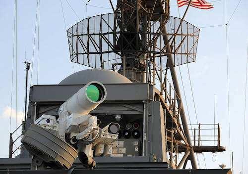 <p><span style="color:#B22222"><strong>13- Y&uuml;ksek G&uuml;&ccedil;l&uuml; Mikrodalga Silahları</strong></span></p>

<p>&nbsp;</p>

<p>Elektronik sistemleri devre dışı bırakmak i&ccedil;in kullanılan yeni nesil enerji silahları.</p>
