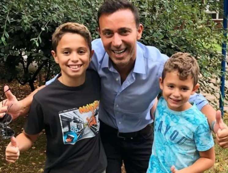 <p>İddiaya g&ouml;re Mustafa Sandal, pandemi d&ouml;neminde bu aracı Emina Jahovic&rsquo;ten rızası dışında geri aldı. <strong>Jahovi&ccedil; bu nedenle alacak ve icra takibiyle birlikte 654 bin 277 TL'nin faiziyle birlikte Mustafa Sandal&rsquo;dan tahsilini istemişti.</strong></p>

<p>&nbsp;</p>
