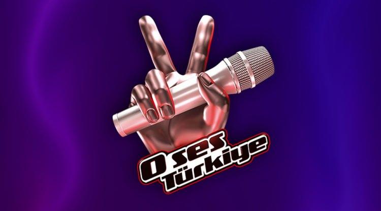 <p><span style="color:#800080"><em><strong>O Ses T&uuml;rkiye 2026 Yılbaşı &Ouml;zel b&ouml;l&uuml;m&uuml; i&ccedil;in j&uuml;ri &uuml;yeleri a&ccedil;ıklandı! Programda, sunucunun yanı sıra &ouml;nceki yıllarda yer alan isimlerin yanı sıra bu yıl s&uuml;rpriz bir isim de j&uuml;ri koltuğunda olacak.</strong></em></span></p>
