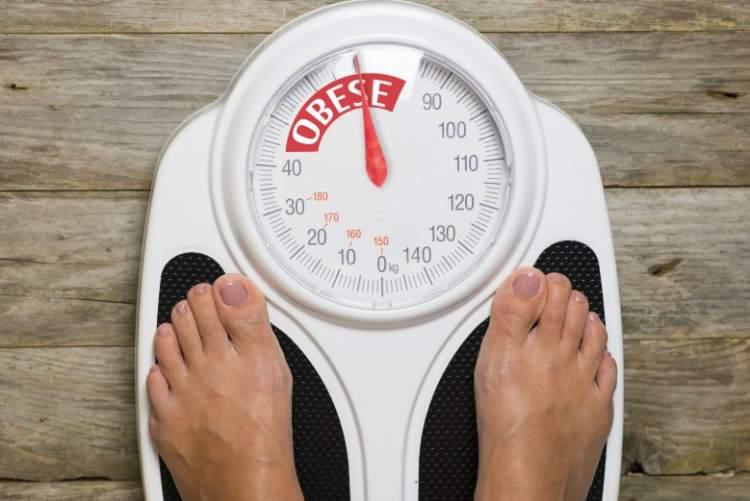 <p>Göz hekimleri olarak görme sinirinde ödem olup olmadığına baktıklarını anlatan Önder, şöyle devam etti:</p>

<p> </p>
